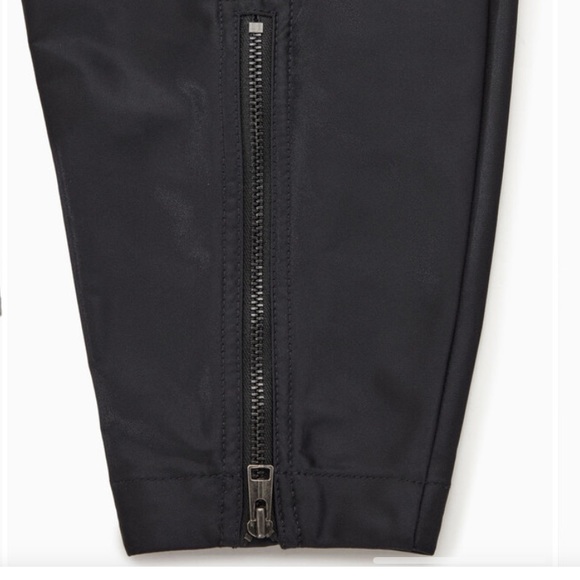 COS cropped hooded nylon crop jacket navy sleeve zip sporty luxe designer - Picture 4 of 15